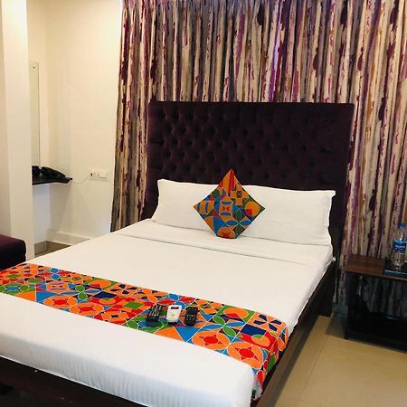 Astra Hotels & Suites - Hsr Layout Sector 1, Near Ecospace Bellandur バンガロール エクステリア 写真