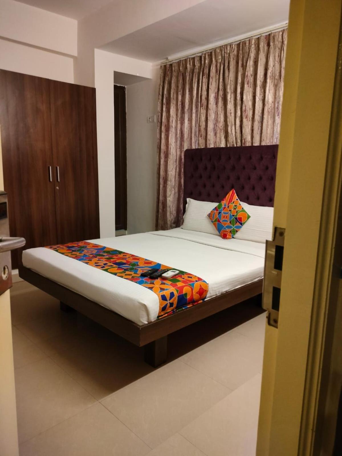 Astra Hotels & Suites - Hsr Layout Sector 1, Near Ecospace Bellandur バンガロール エクステリア 写真